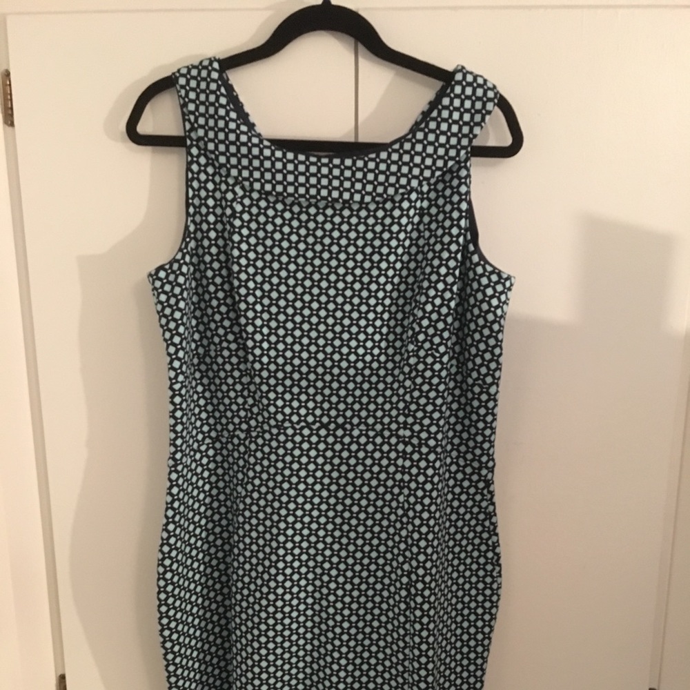 Pointe Sheath Dress